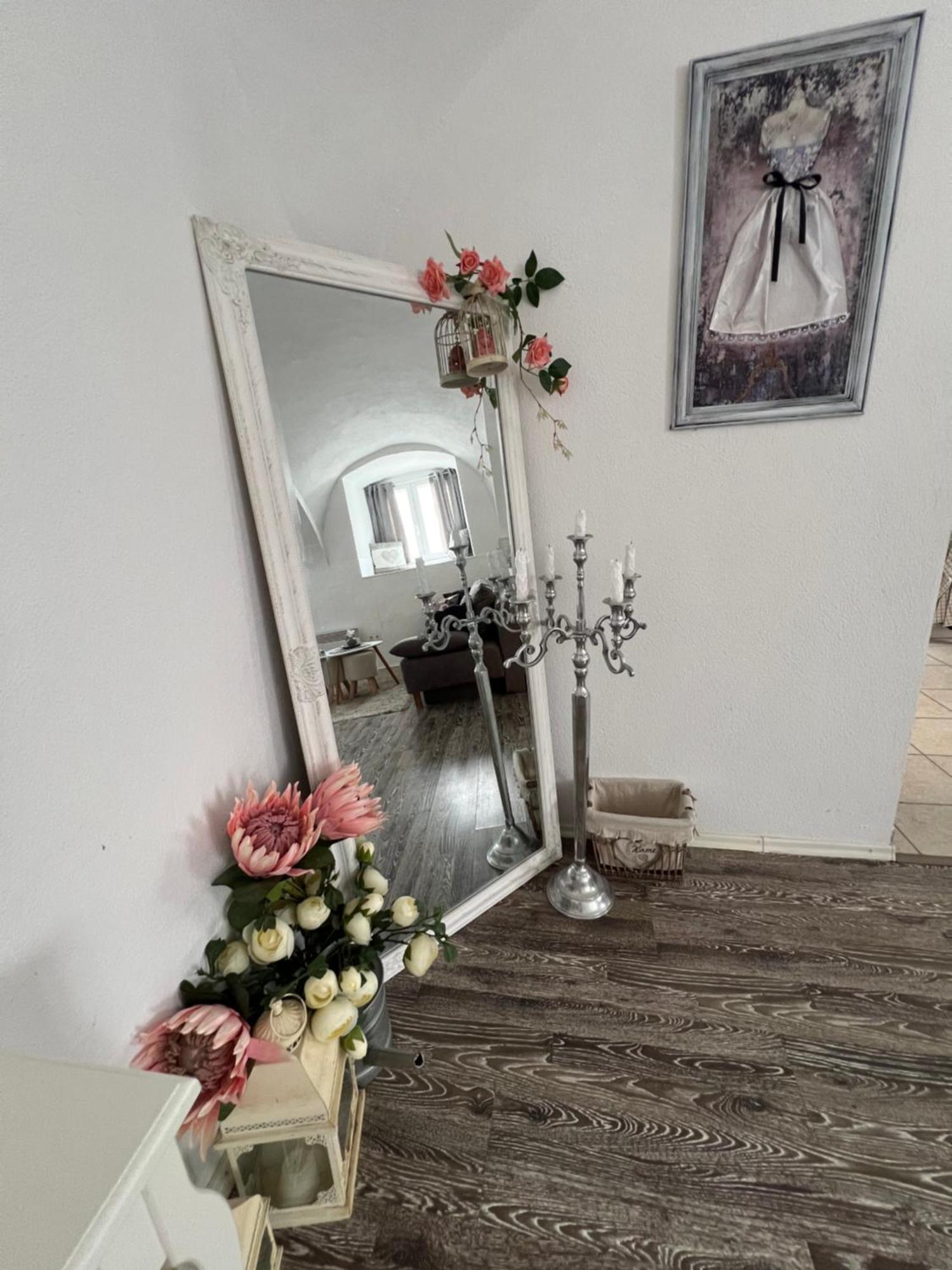 Korona Apartman Székesfehérvár Zewnętrze zdjęcie